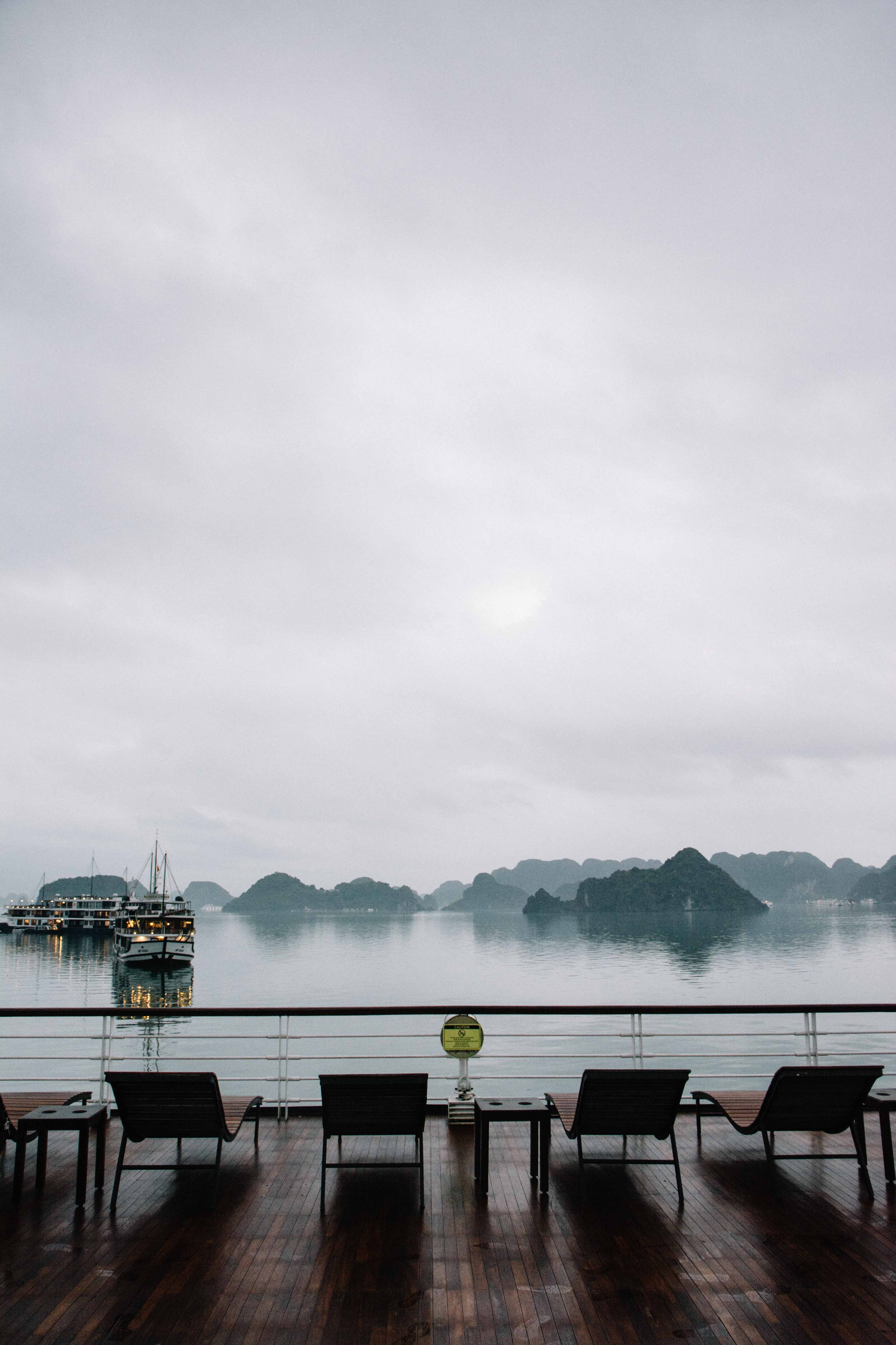 voyage au vietnam avec une croisière sur la baie d'Ha Long