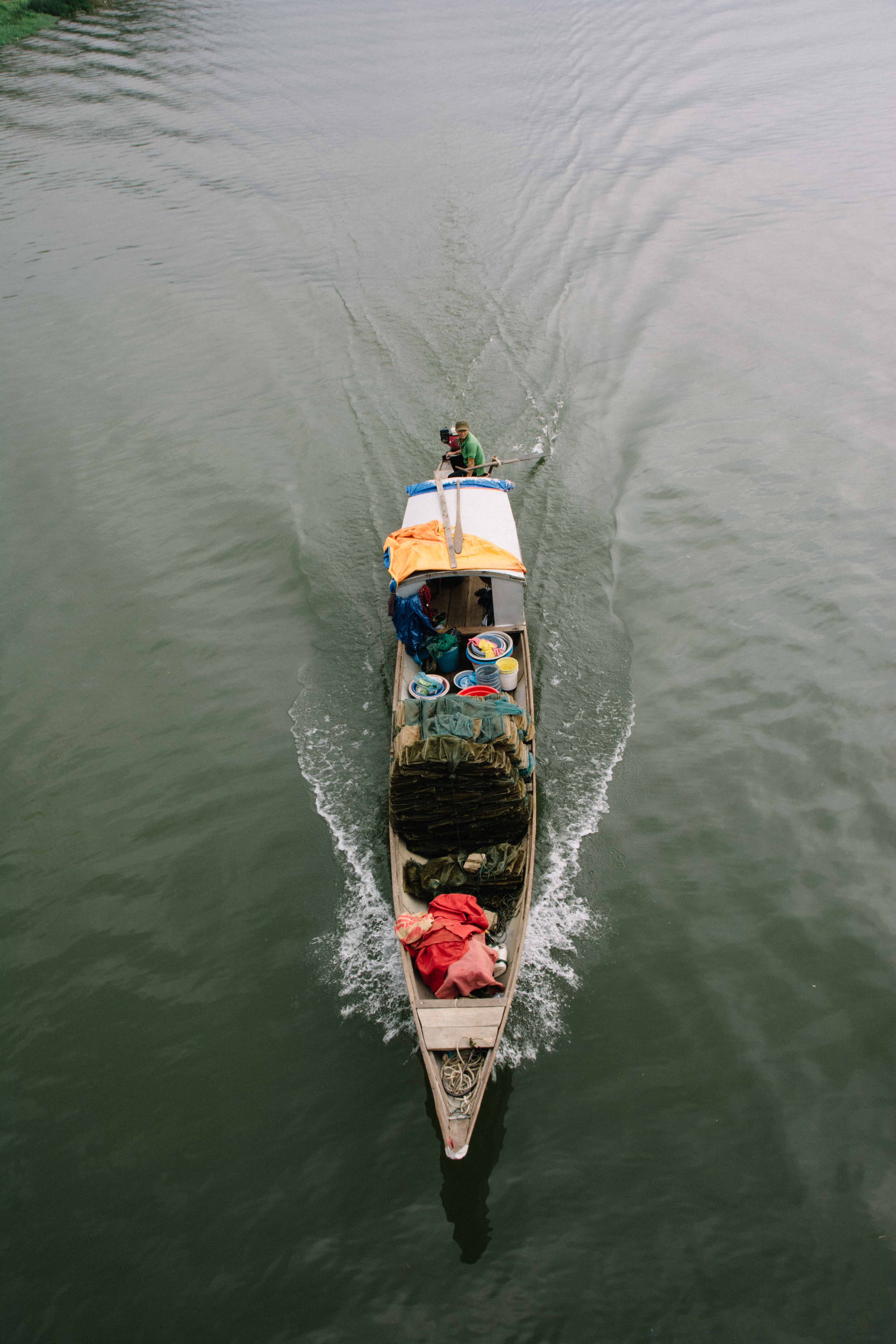 la rivière des parfums à Hué au Vietnam